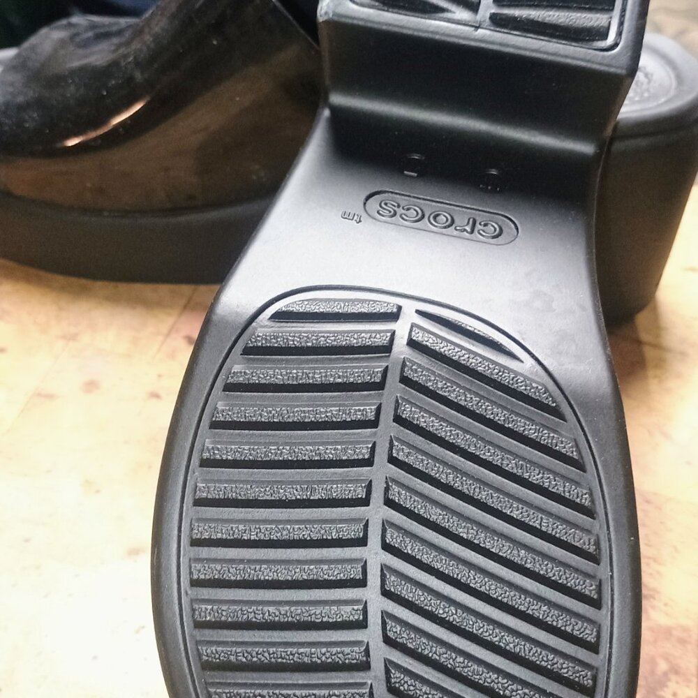 Clogs - Picture 5 of 5